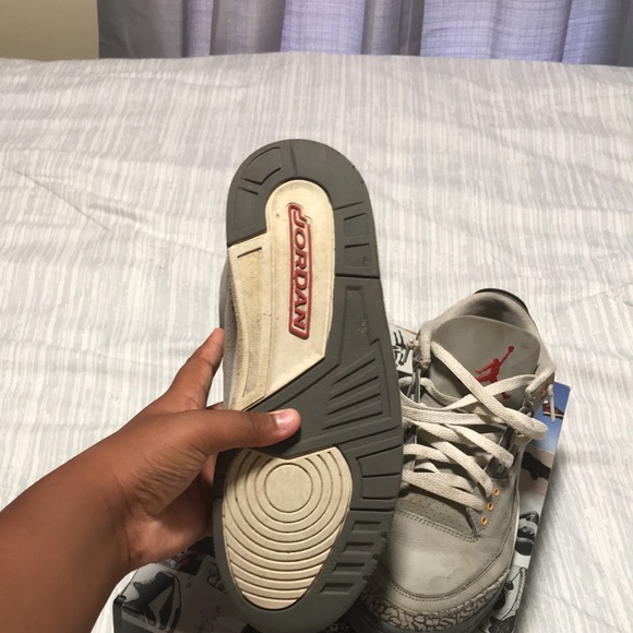 Size 9.5 no box cool gray 3s - Picture 3 of 6